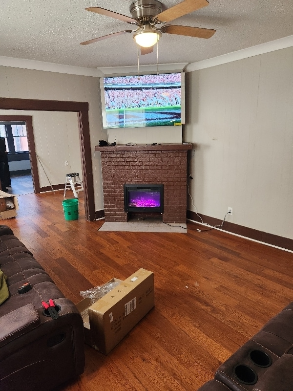 Building Photo - 2117 S Maple St