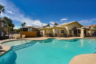 Building Photo - Solana Apartments