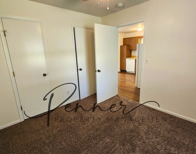 Building Photo - 101 SW 7th St