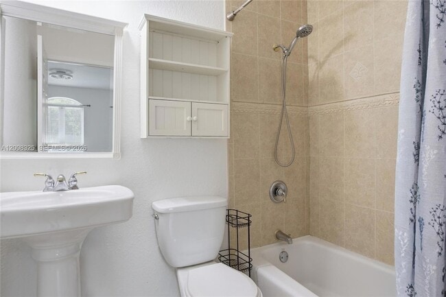 Building Photo - 20401 SW 48th Pl