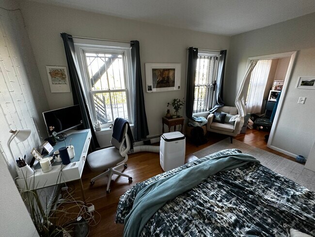 Building Photo - 538 Massachusetts Ave