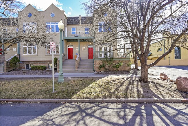 Primary Photo - $3,150.00 - 2 Beds, 2.5 Baths, Apartment i...