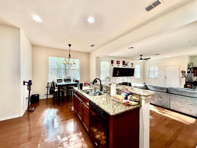 Building Photo - 9044 Aspen Hollow Pl