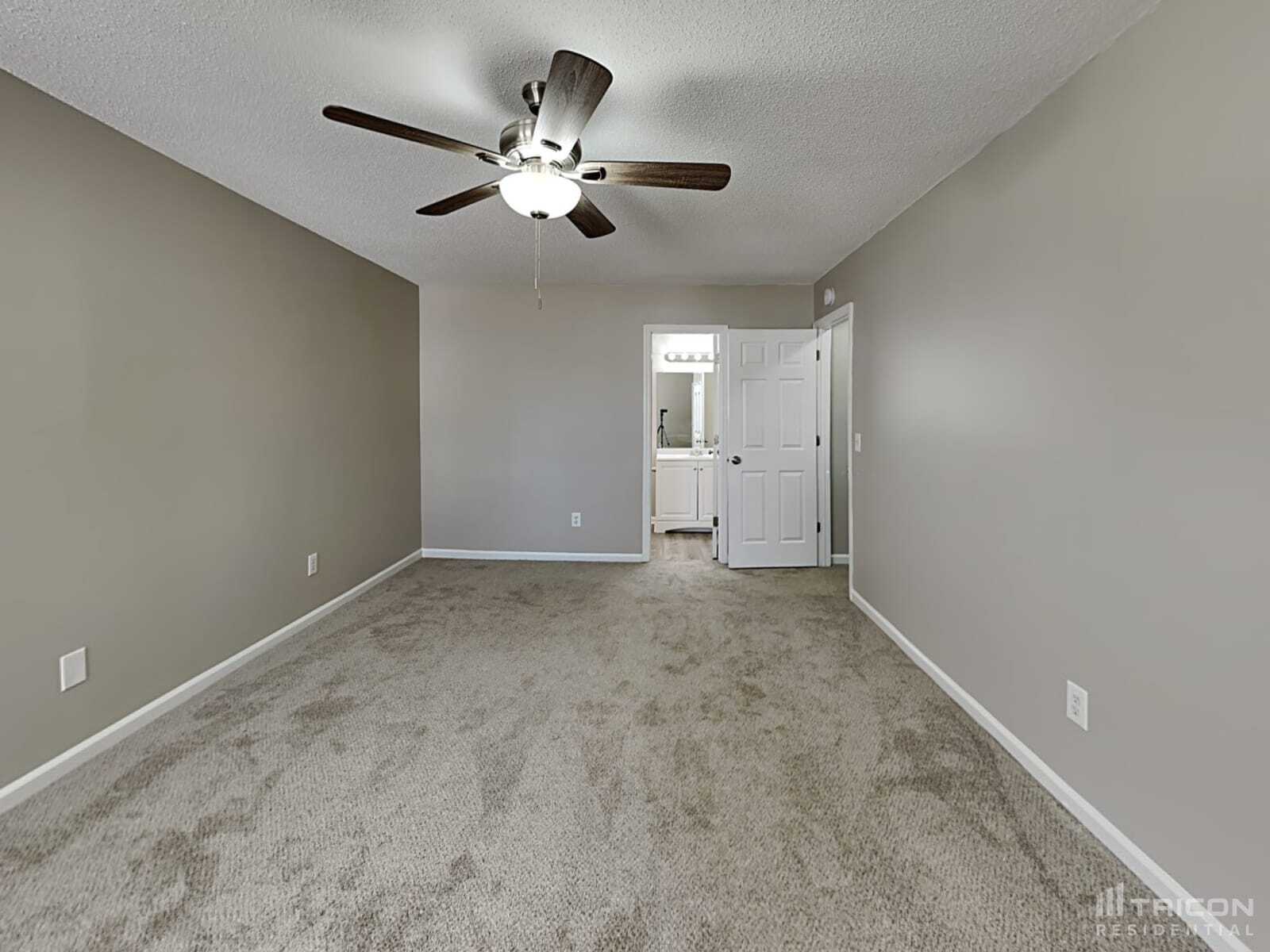 Building Photo - 104 Kells Dr