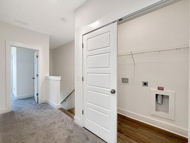 Building Photo - Beautiful, 3-Bedroom Midtown Nexton Townhome with Garage & Amenities