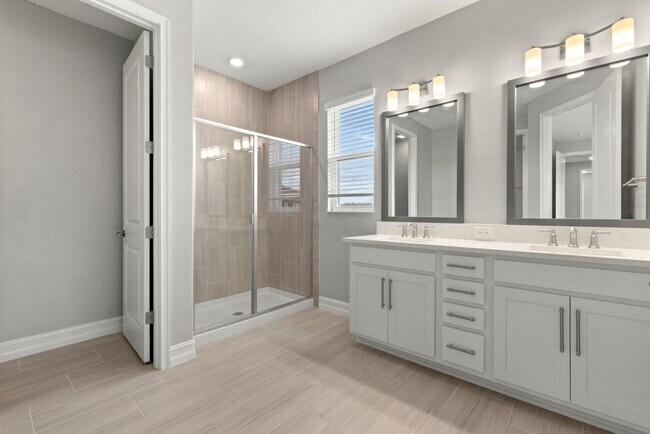 Building Photo - "Charming 3-Bedroom Rental in estancia the Center of Wesley chapel.