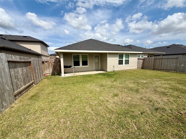 Building Photo - 31119 Brightwell Bnd