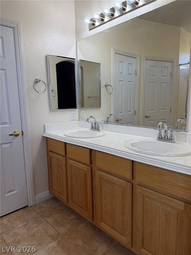 Building Photo - 1088 Moonlit Oasis Ln