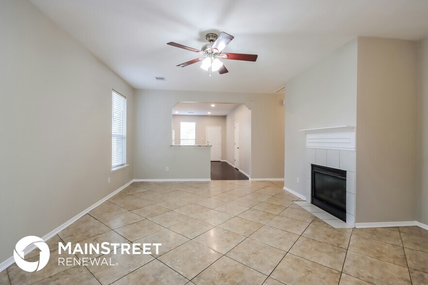 Building Photo - 22034 Willow Downs Dr