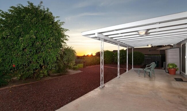 Building Photo - 7845 Tanglerod Ln