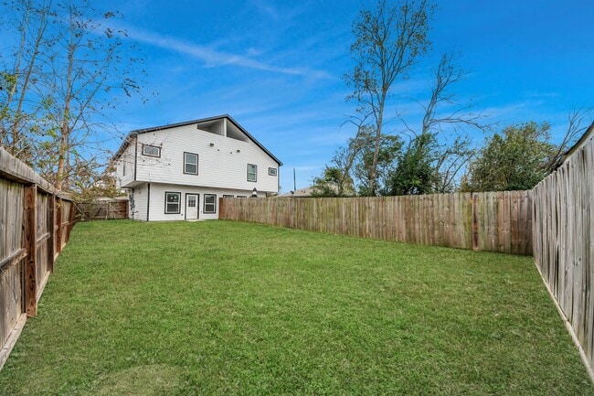 Building Photo - 8305 Prairie View Dr