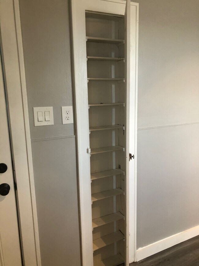 Building Photo - 3739-41 Ohio Ave