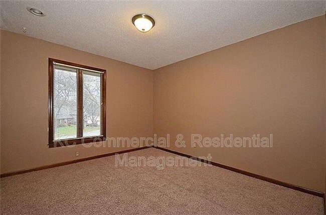 Building Photo - 1524 NE 99th St