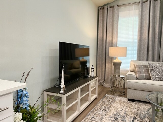 Building Photo - 2071 W Romana St