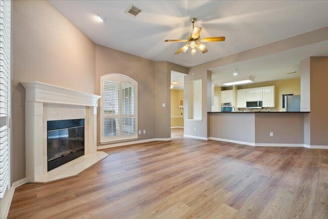 Building Photo - 1414 Dapplegrey Ln