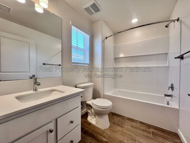 Building Photo - 1533 Vintage Ln