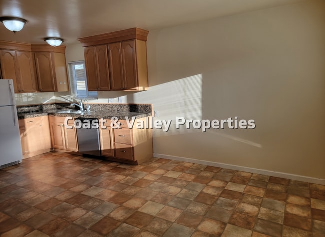 Building Photo - Wonderful Home in Chualar for RENT!!!