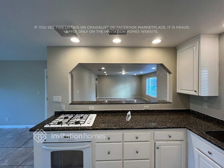 Building Photo - 8733 Baxter Way
