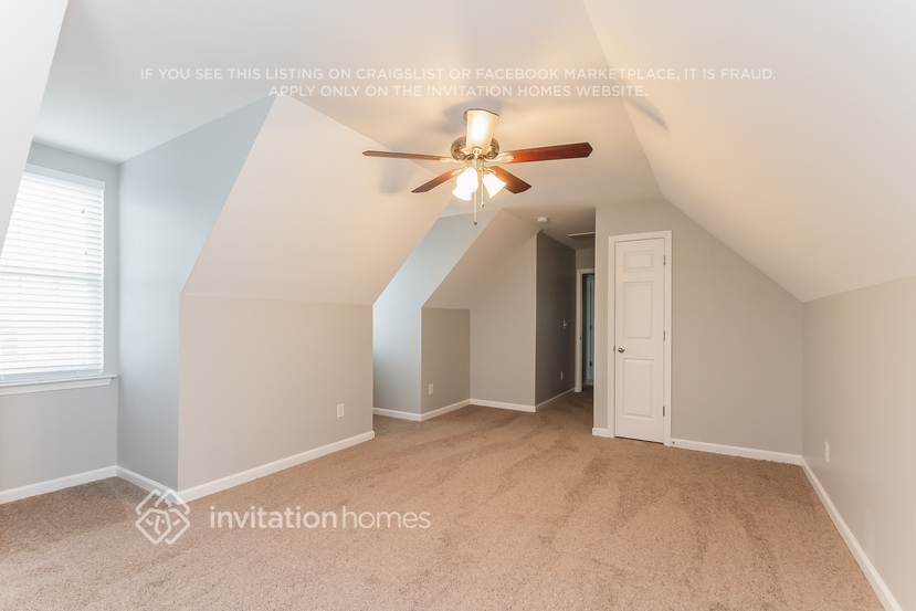 Building Photo - 115 Laporte Ln