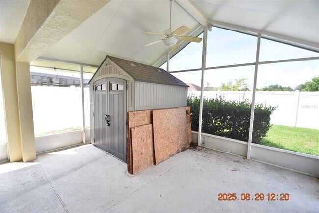 Building Photo - 944 Ridge Haven Dr