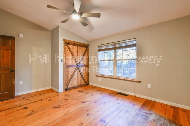 Building Photo - 455 Cantrell Rd