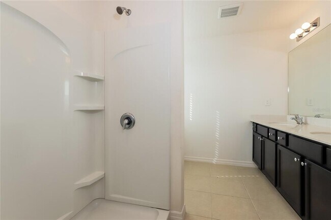 Building Photo - 2479 Caspian Dr