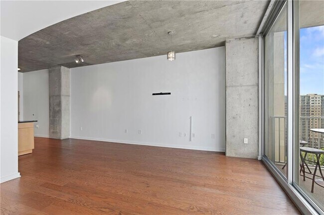 Building Photo - 860 Peachtree St NE