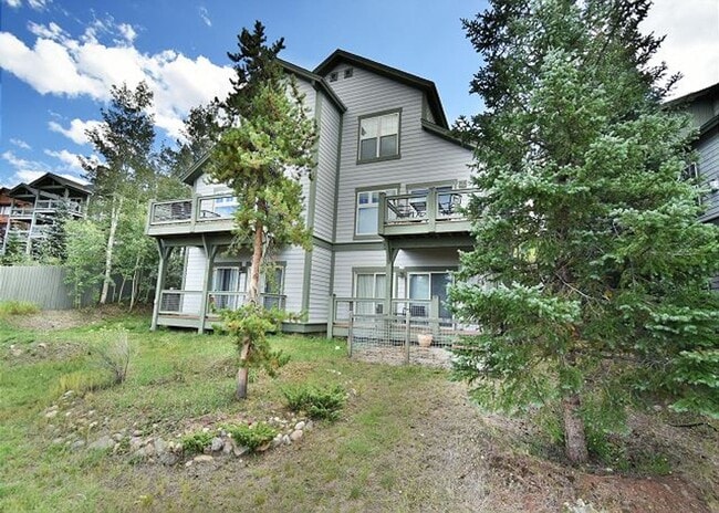 Building Photo - Summer Seasonal Rental- 734 Rocky Point Townhomes