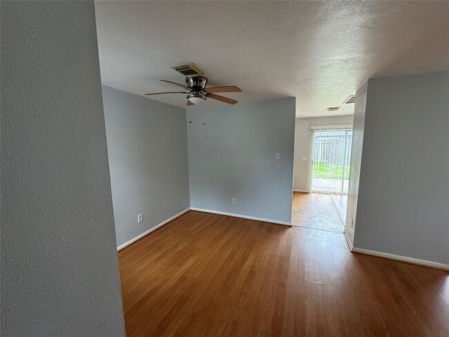 Building Photo - 14110 Beech Meadow Dr