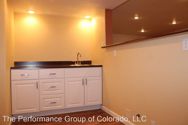 Building Photo - 4 br, 3 bath House - 4214 Getaway Place