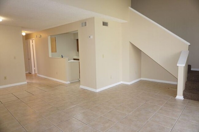 Building Photo - Two Bedroom Townhouse Near NAS Jax