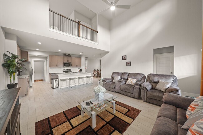 Building Photo - 18419 Windy Knl Wy