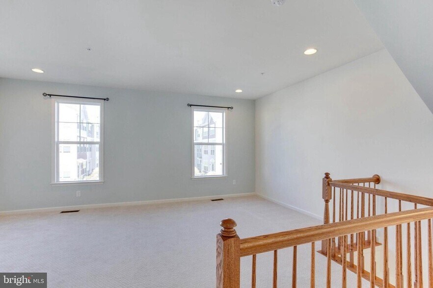 Building Photo - 217 Mikes Wy