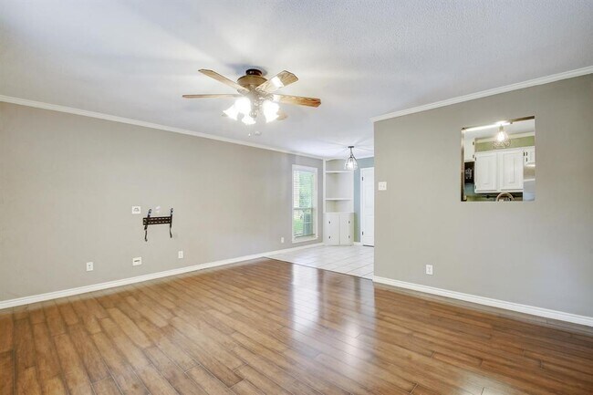 Building Photo - 3429 Harvest Dr