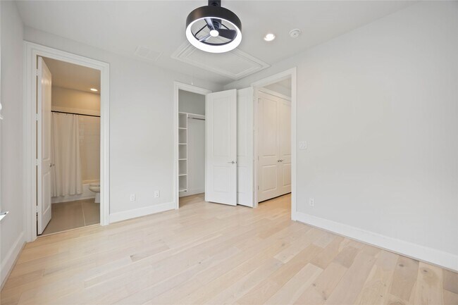 Building Photo - 610 Delmar St