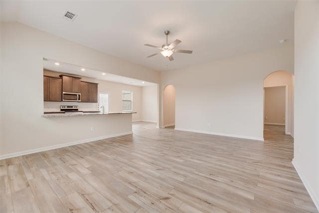 Building Photo - 281 Moonstone Way