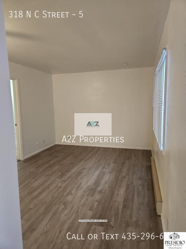 Building Photo - 318 N Center St