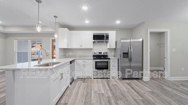 Building Photo - 24 Bellamy Ln