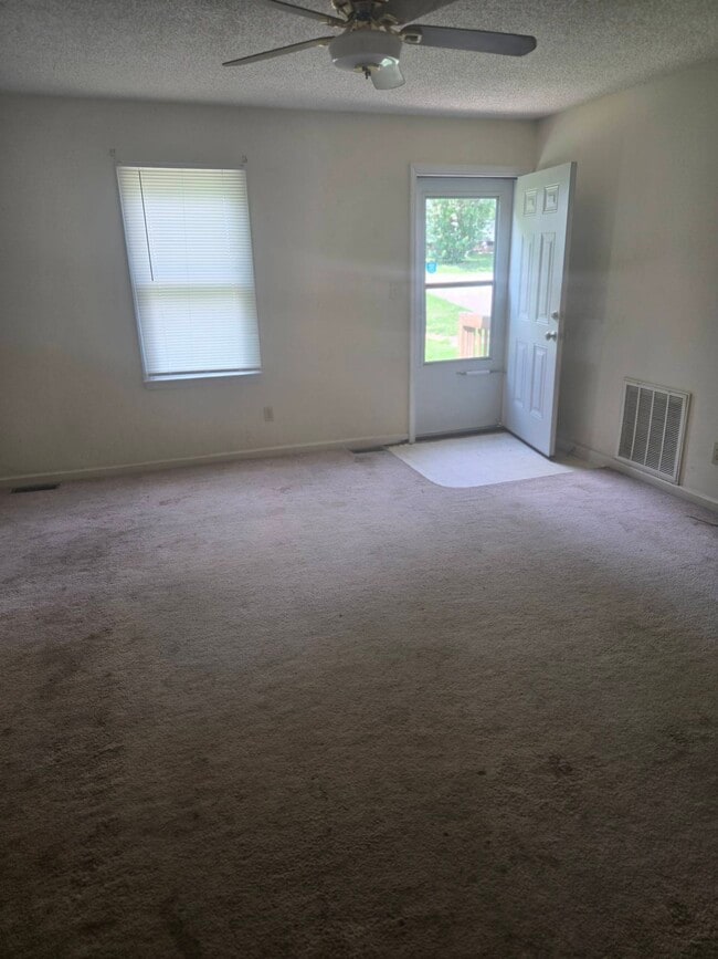 Building Photo - 115 Blackwelder Ave