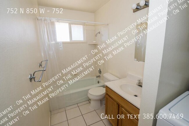 Building Photo - 752 N 850 W St