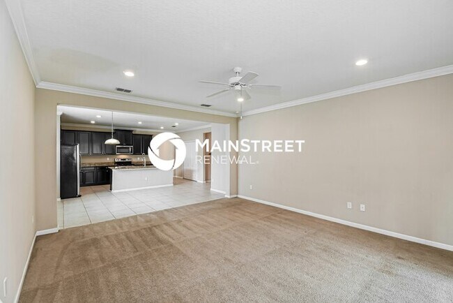 Building Photo - 4 Bedroom Pet-Friendly Home in Jacksonville, FL with Main Street Renewal