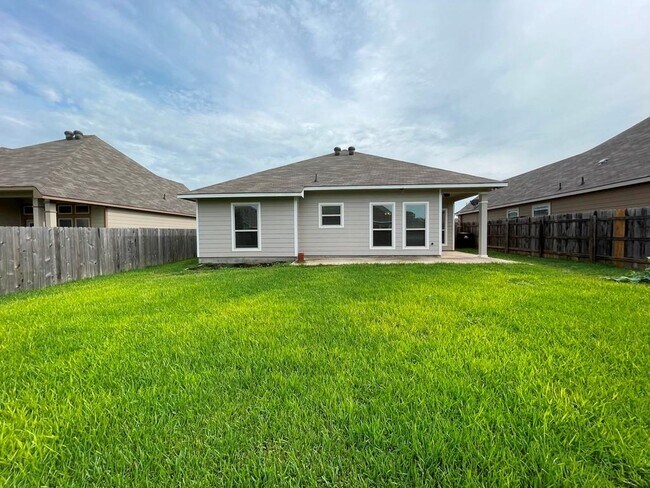 Building Photo - 8113 Northgate Lp
