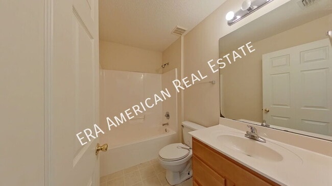 Building Photo - 6648 Longview St