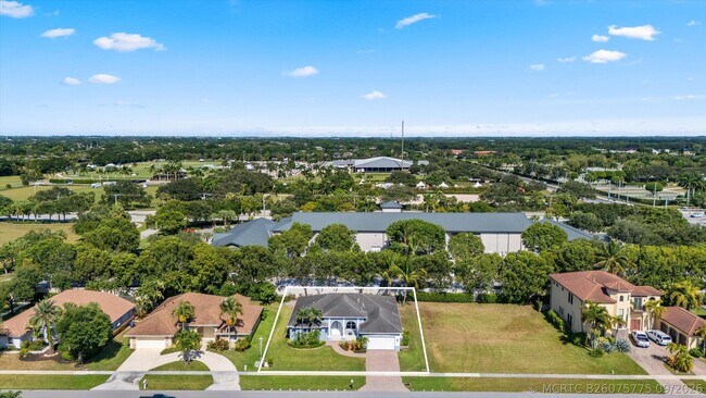 Building Photo - 2926 Dovedale Ct