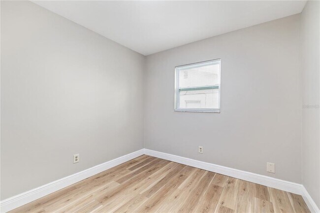 Building Photo - 7314 Sequoia Dr