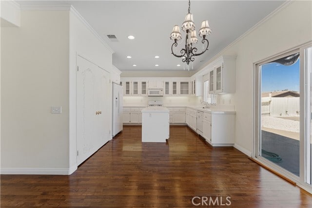 Building Photo - 14691 Hondo Dr
