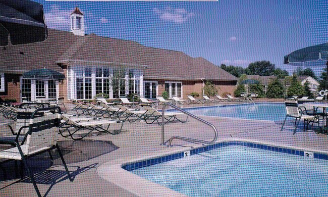 Building Photo - 4165 Berkshire Dr