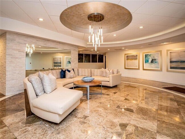 Building Photo - 3800 Galt Ocean Dr