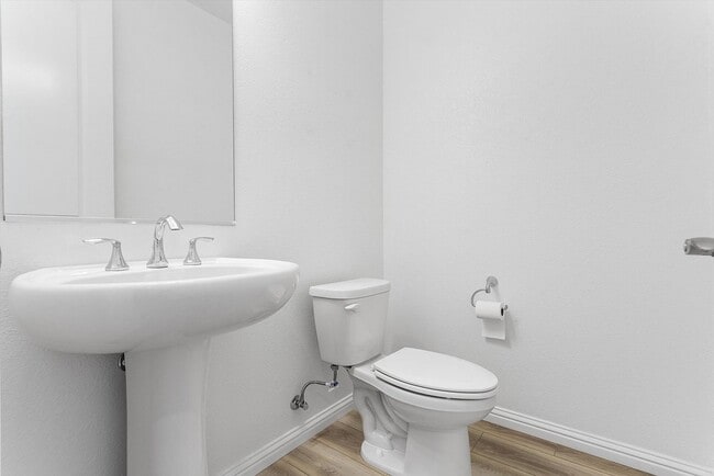 Building Photo - 2835 Cathwood Ln