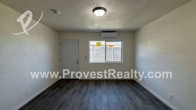 Building Photo - 11800 White Ave